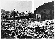 Völlig zerstörte Kaserne 