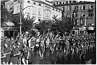 Deutsche Soldaten auf dem Waltherplatz 