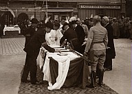 Il 27 novembre 1914 viene inchiodata la bandiera degli Standschützen