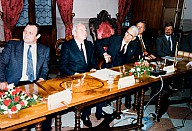 Silvius Magnago in occasione della festa per il suo 30° anniversario da presidente di partito della SVP