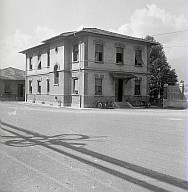 Edificio per tecnici laureati