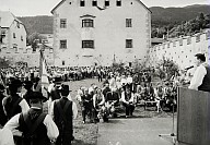 Anton Dorfmann sul podio per i festeggiamenti dei 400 anni di Castel Velturno