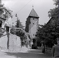 La cinta muraria della città di Merano: la porta Passiria.